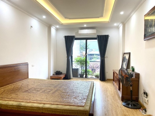 Bán nhà 6 tầng tại Cửa Đông, Hoàn Kiếm, Hà Nội
